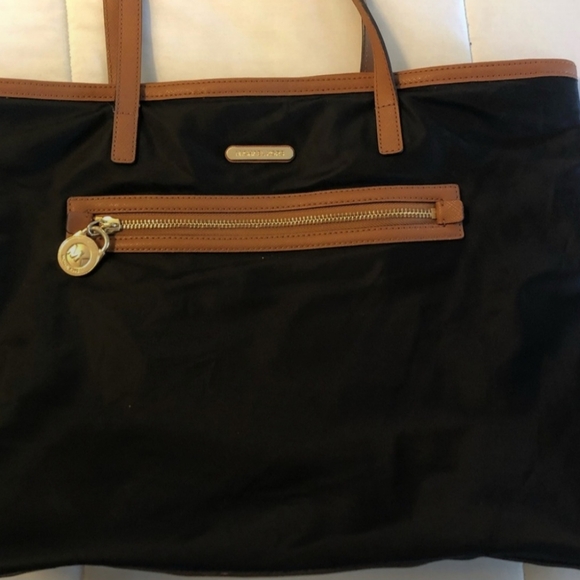 💖Michael Kors👜 Kempton Nylon large Tote bag - Picture 4 of 8